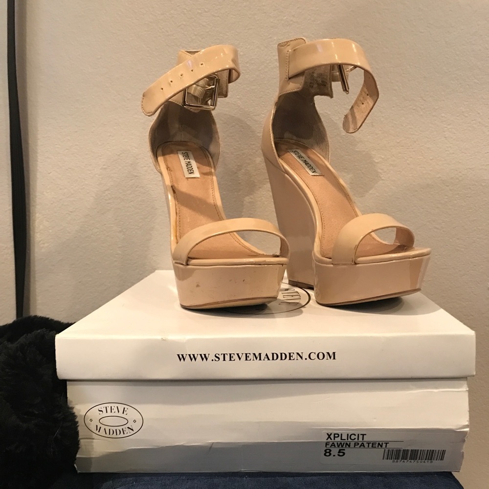 Steve Madden wedge XPLICIT 8.5 Nude heels